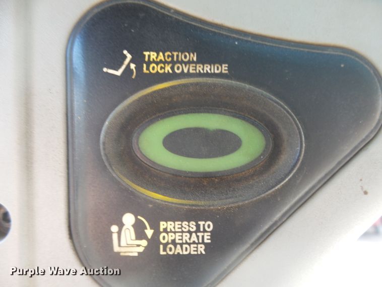 image for item FR9522 2007 Bobcat S100  skid steer loader