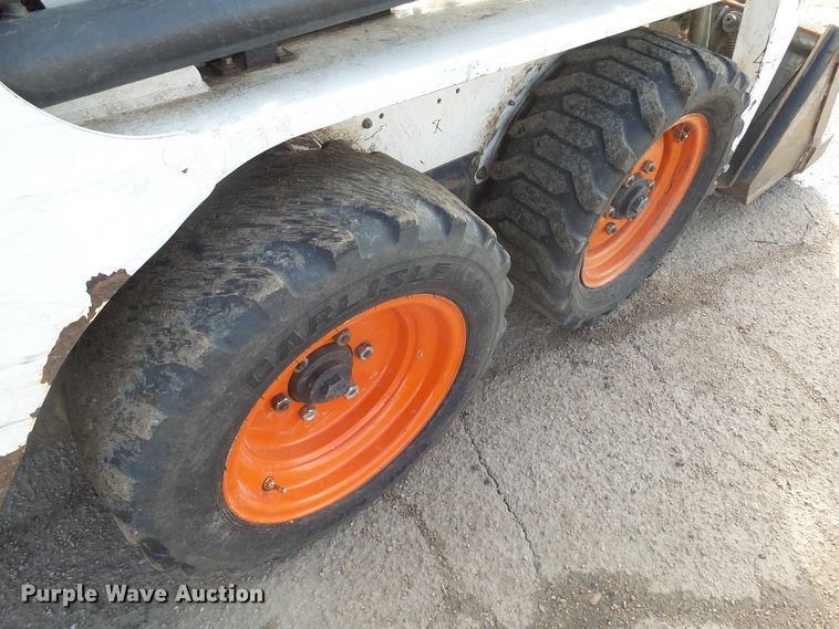 image for item FR9522 2007 Bobcat S100  skid steer loader