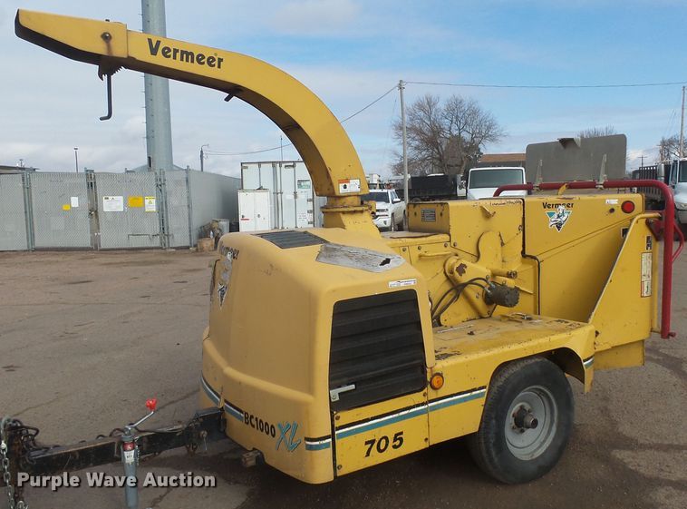 image for item FR9523 2005 Vermeer BC1000XL wood chipper