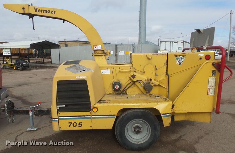 image for item FR9523 2005 Vermeer BC1000XL wood chipper