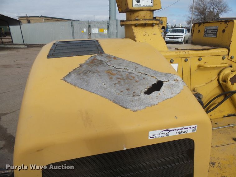 image for item FR9523 2005 Vermeer BC1000XL wood chipper