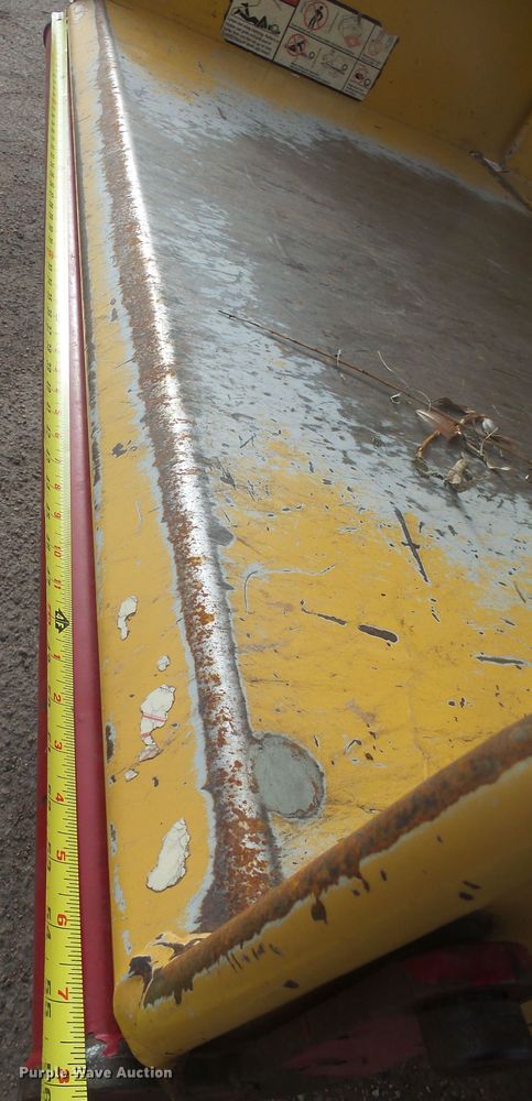 image for item FR9523 2005 Vermeer BC1000XL wood chipper