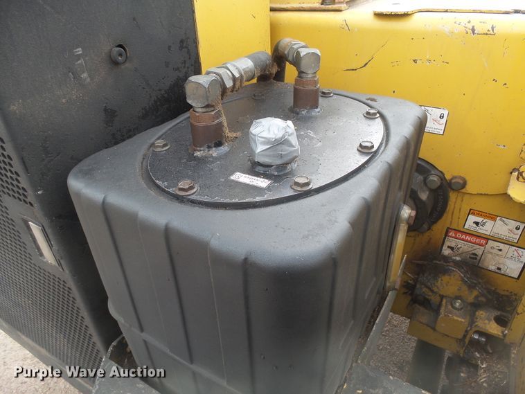 image for item FR9525 Vermeer BC1400 wood chipper