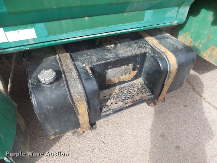 image for item FR9561 1998 Ford F800 dump truck