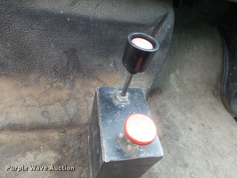 image for item FR9561 1998 Ford F800 dump truck