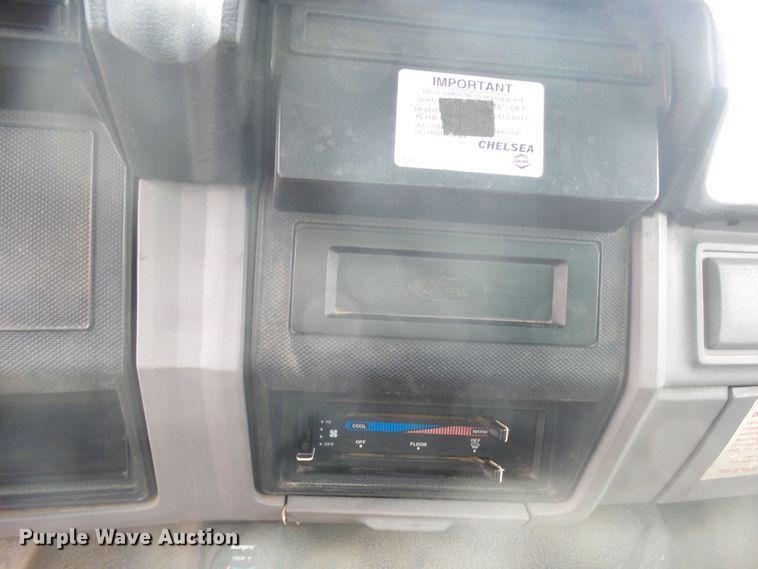 image for item FR9561 1998 Ford F800 dump truck