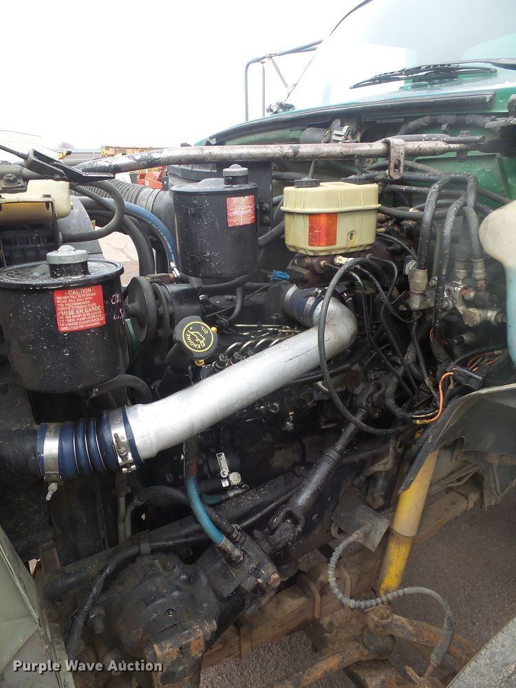 image for item FR9561 1998 Ford F800 dump truck