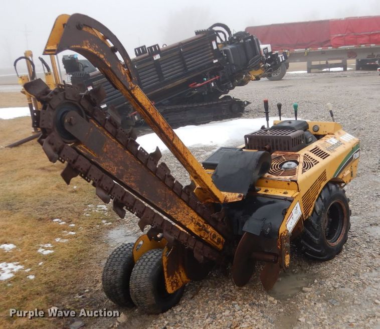 image for item FX9015 Vermeer RT200 trencher