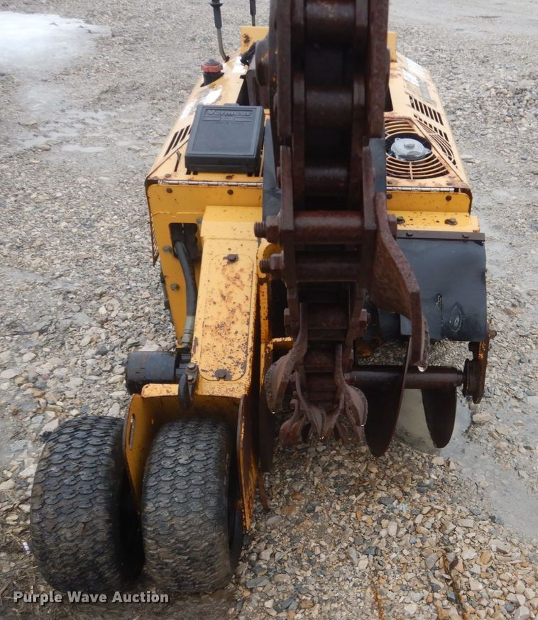 image for item FX9015 Vermeer RT200 trencher