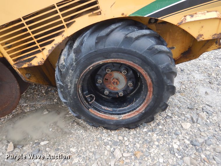 image for item FX9015 Vermeer RT200 trencher