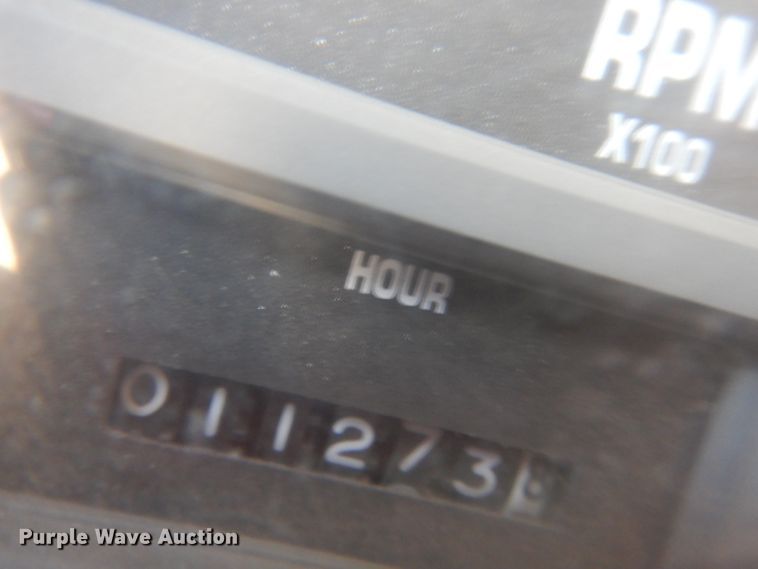 image for item FX9017 1993 International 4800 digger derrick truck