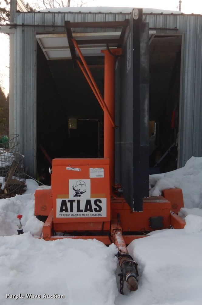 image for item FX9018 2000 American Signal Co message board