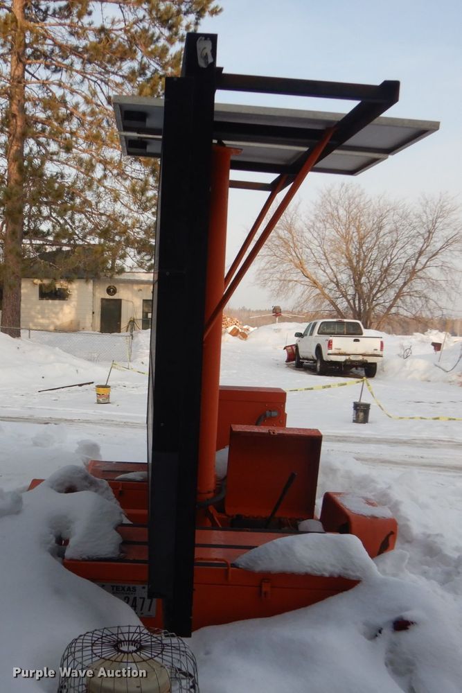 image for item FX9018 2000 American Signal Co message board