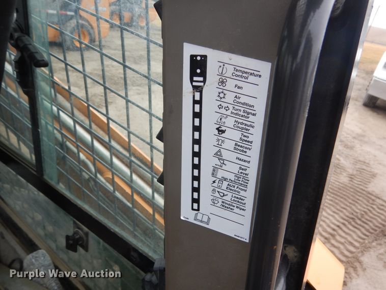 image for item FX9027 2012 Case TR320  tracked skid steer loader