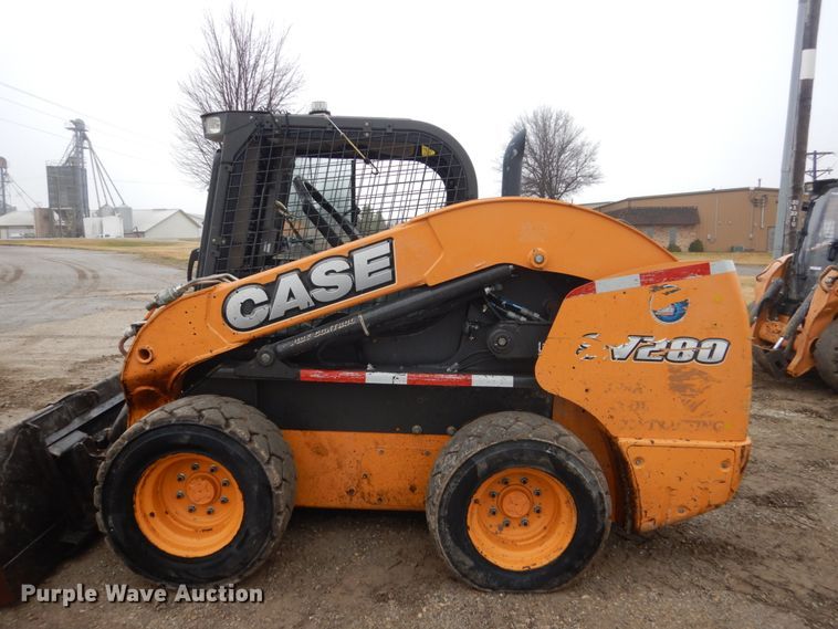image for item FX9028 2015 Case SV280  skid steer loader