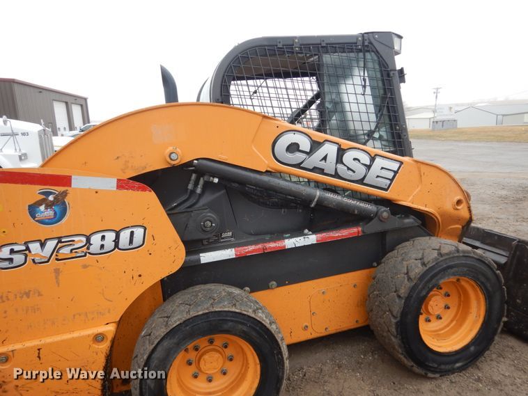 image for item FX9028 2015 Case SV280  skid steer loader