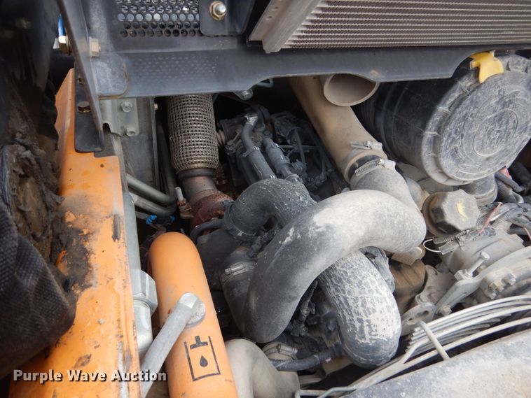 image for item FX9028 2015 Case SV280  skid steer loader