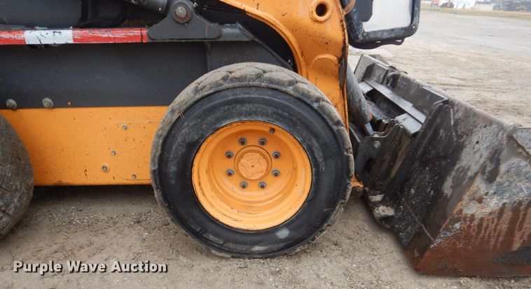 image for item FX9028 2015 Case SV280  skid steer loader