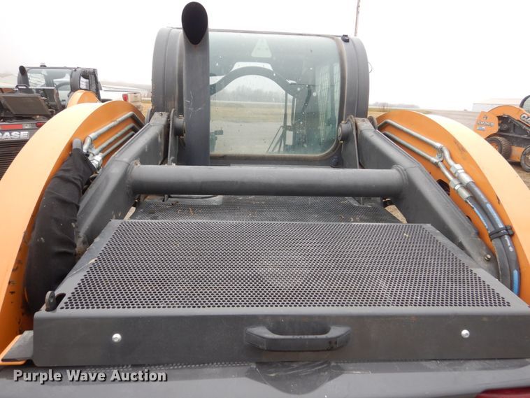 image for item FX9029 2015 Case SV280  skid steer loader