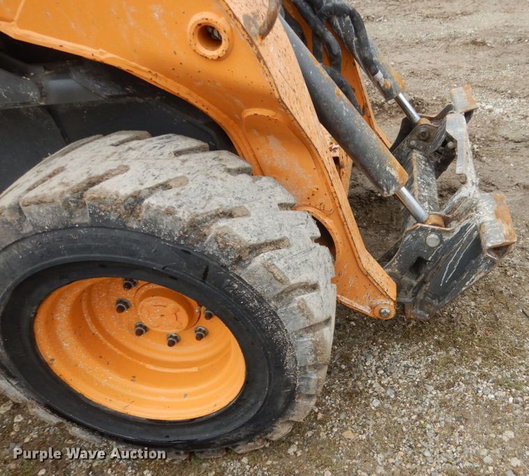 image for item FX9029 2015 Case SV280  skid steer loader