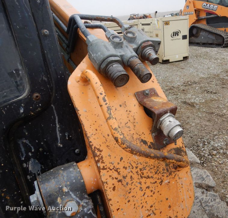 image for item FX9029 2015 Case SV280  skid steer loader