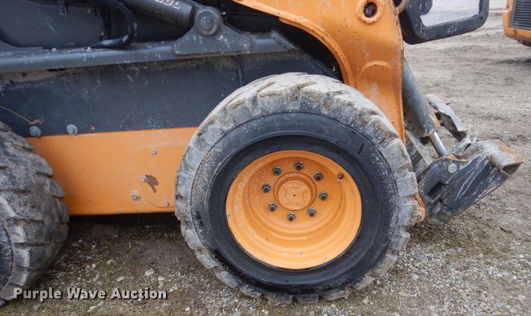 image for item FX9029 2015 Case SV280  skid steer loader