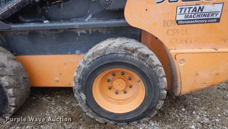 image for item FX9029 2015 Case SV280  skid steer loader