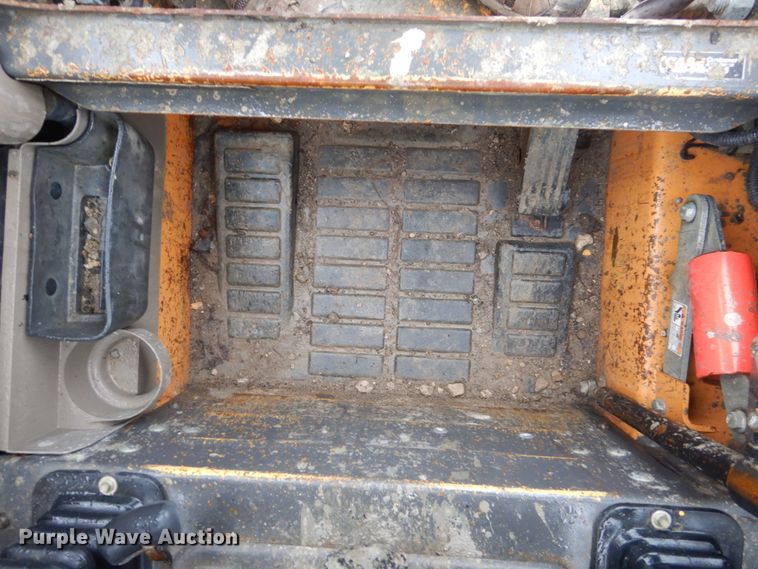 image for item FX9031 2014 Case SV250  skid steer loader