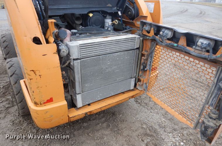 image for item FX9031 2014 Case SV250  skid steer loader