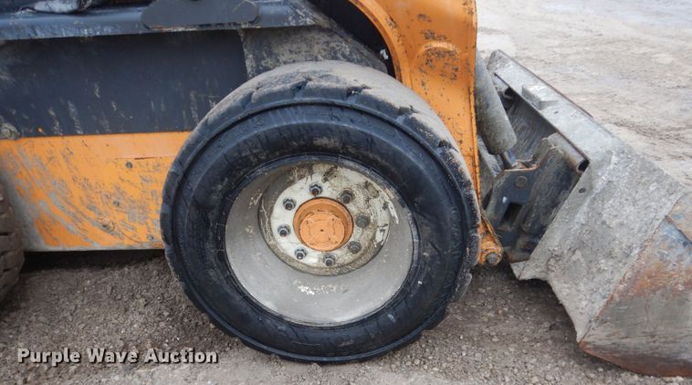 image for item FX9031 2014 Case SV250  skid steer loader