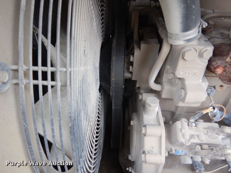 image for item FX9033 Ingersoll Rand P185 air compressor