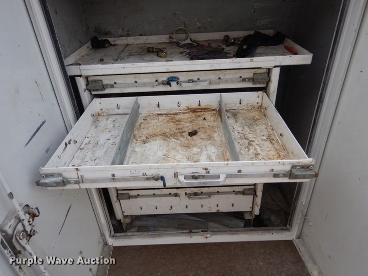 image for item FX9036 2005 Peterbilt 330 service truck with crane