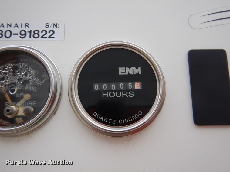 image for item FX9036 2005 Peterbilt 330 service truck with crane