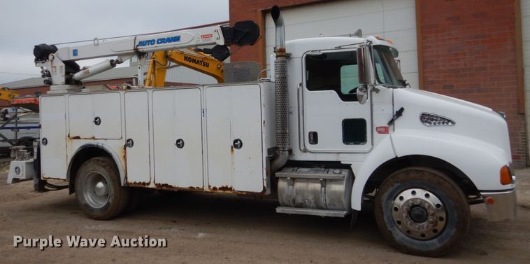 image for item FX9037 2006 Kenworth T300 service truck with crane