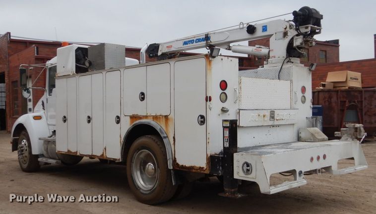 image for item FX9037 2006 Kenworth T300 service truck with crane