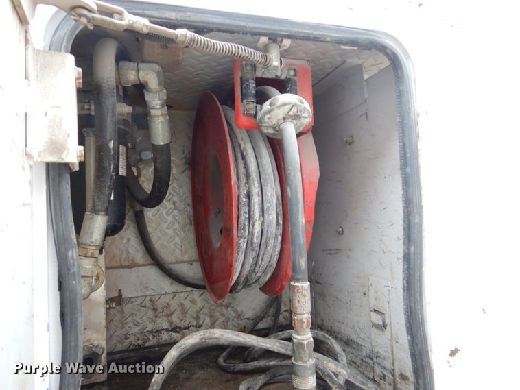 image for item FX9037 2006 Kenworth T300 service truck with crane