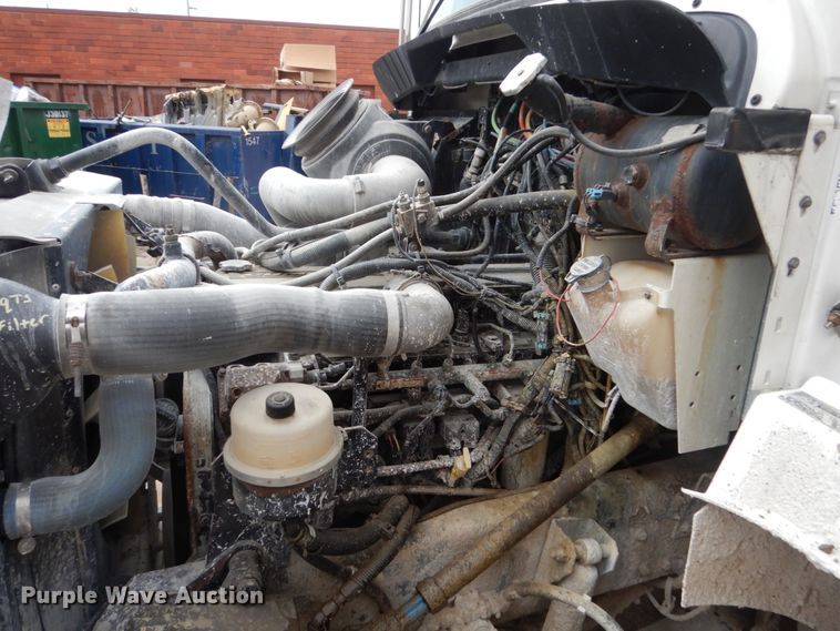 image for item FX9037 2006 Kenworth T300 service truck with crane