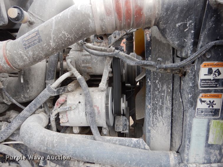 image for item FX9037 2006 Kenworth T300 service truck with crane