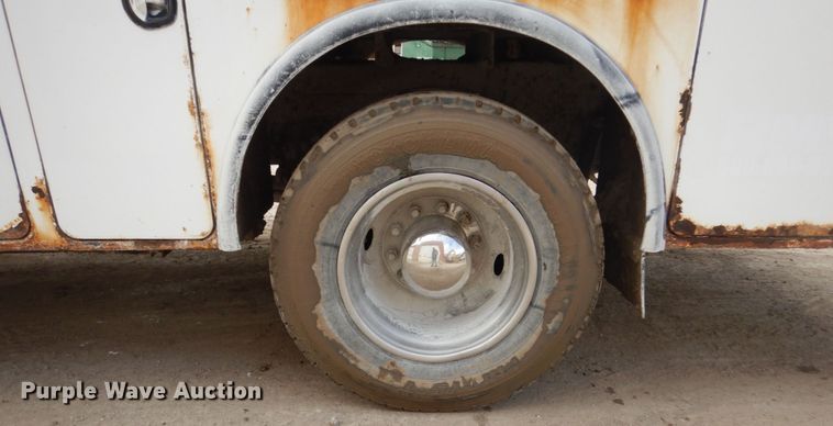 image for item FX9037 2006 Kenworth T300 service truck with crane