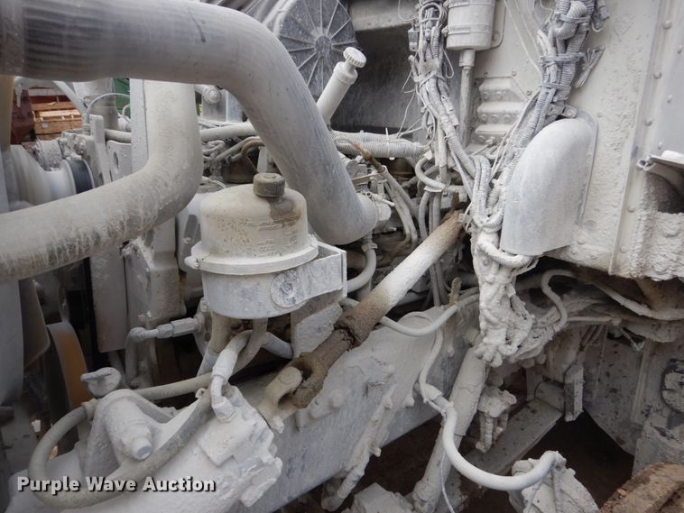 image for item FX9038 2007 Peterbilt 335 service truck