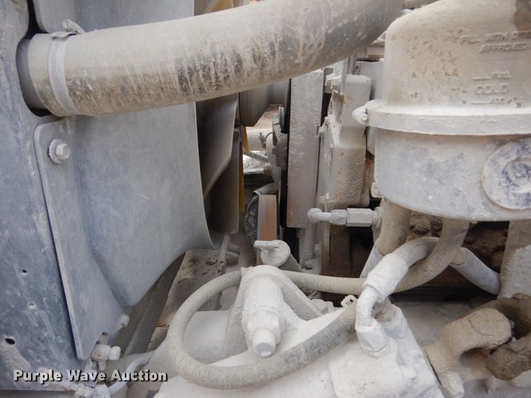 image for item FX9038 2007 Peterbilt 335 service truck