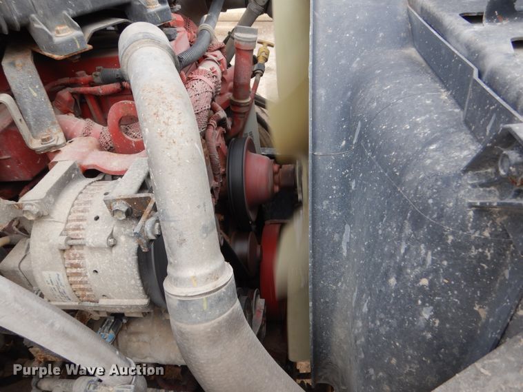 image for item FX9040 2013 Ford F650 Super Duty service truck