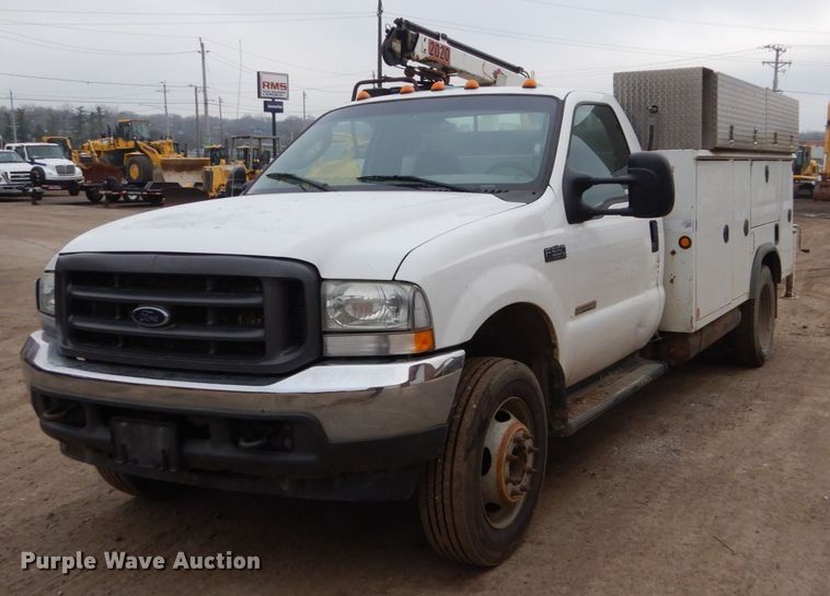 image for item FX9041 2004 Ford F550 Super Duty service truck