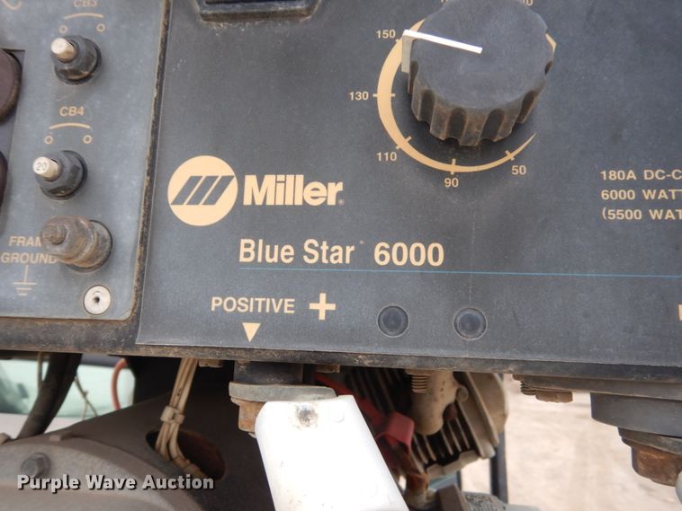 image for item FX9041 2004 Ford F550 Super Duty service truck