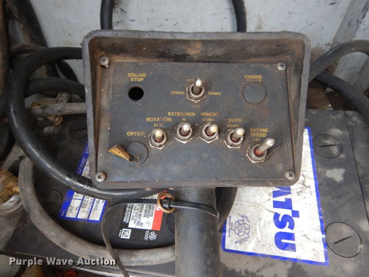 image for item FX9041 2004 Ford F550 Super Duty service truck