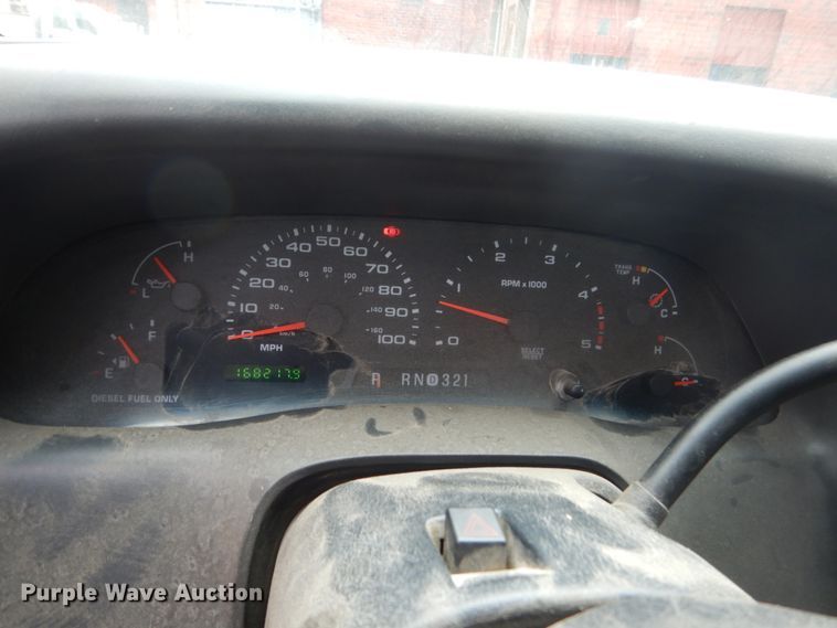 image for item FX9041 2004 Ford F550 Super Duty service truck