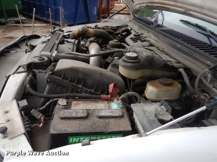 image for item FX9041 2004 Ford F550 Super Duty service truck