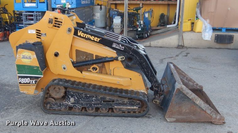 image for item FX9042 2017 Vermeer S800TX  compact utility loader