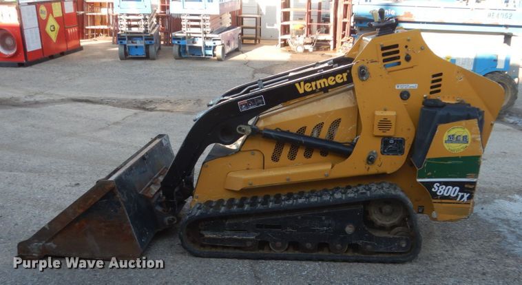 image for item FX9042 2017 Vermeer S800TX  compact utility loader