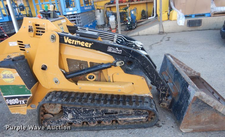 image for item FX9042 2017 Vermeer S800TX  compact utility loader